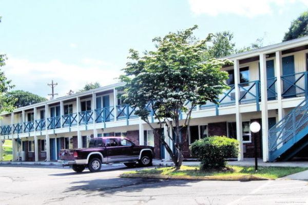 Flagship Inn And Suites (Groton)